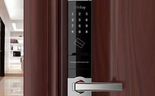 吉隆24小时上门开锁公司