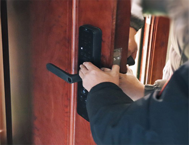 吉隆24小时上门开锁公司